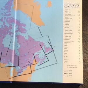 GUC Reference Book - Philips’ Atlas of Canada & the World 🌎